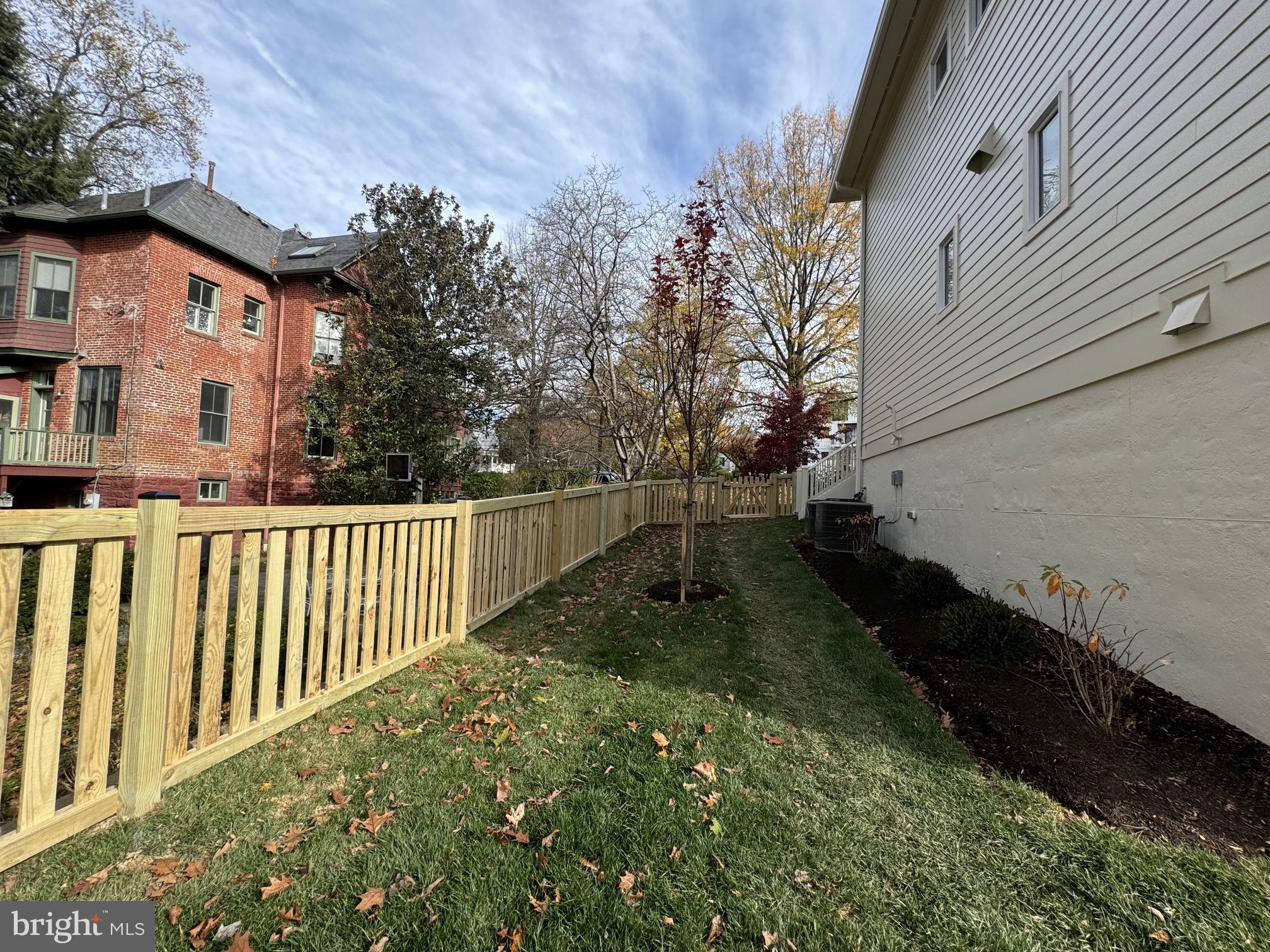 PALISADES - Residential