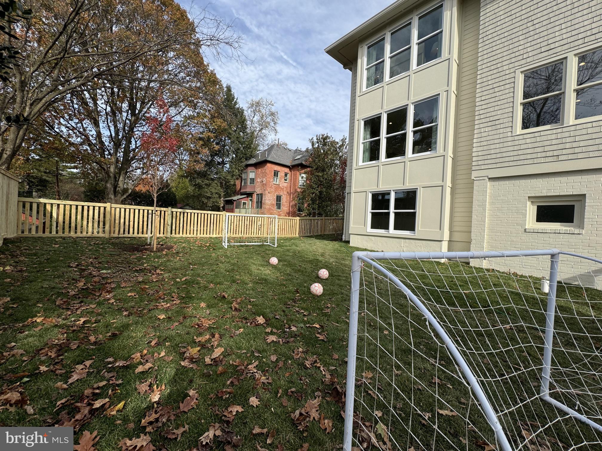 PALISADES - Residential