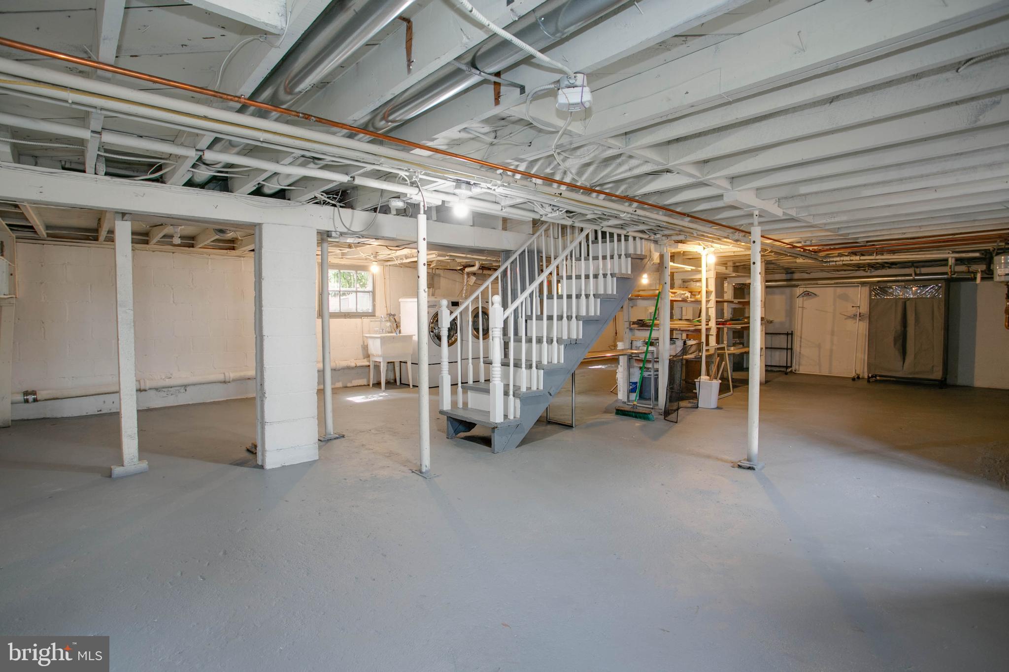 ASHTON HEIGHTS - Residential