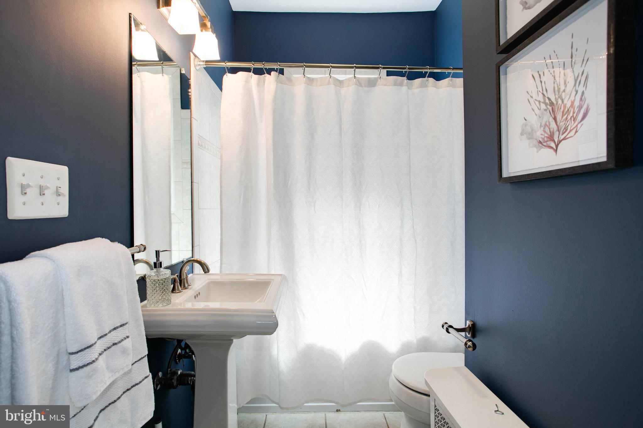 ASHTON HEIGHTS - Residential