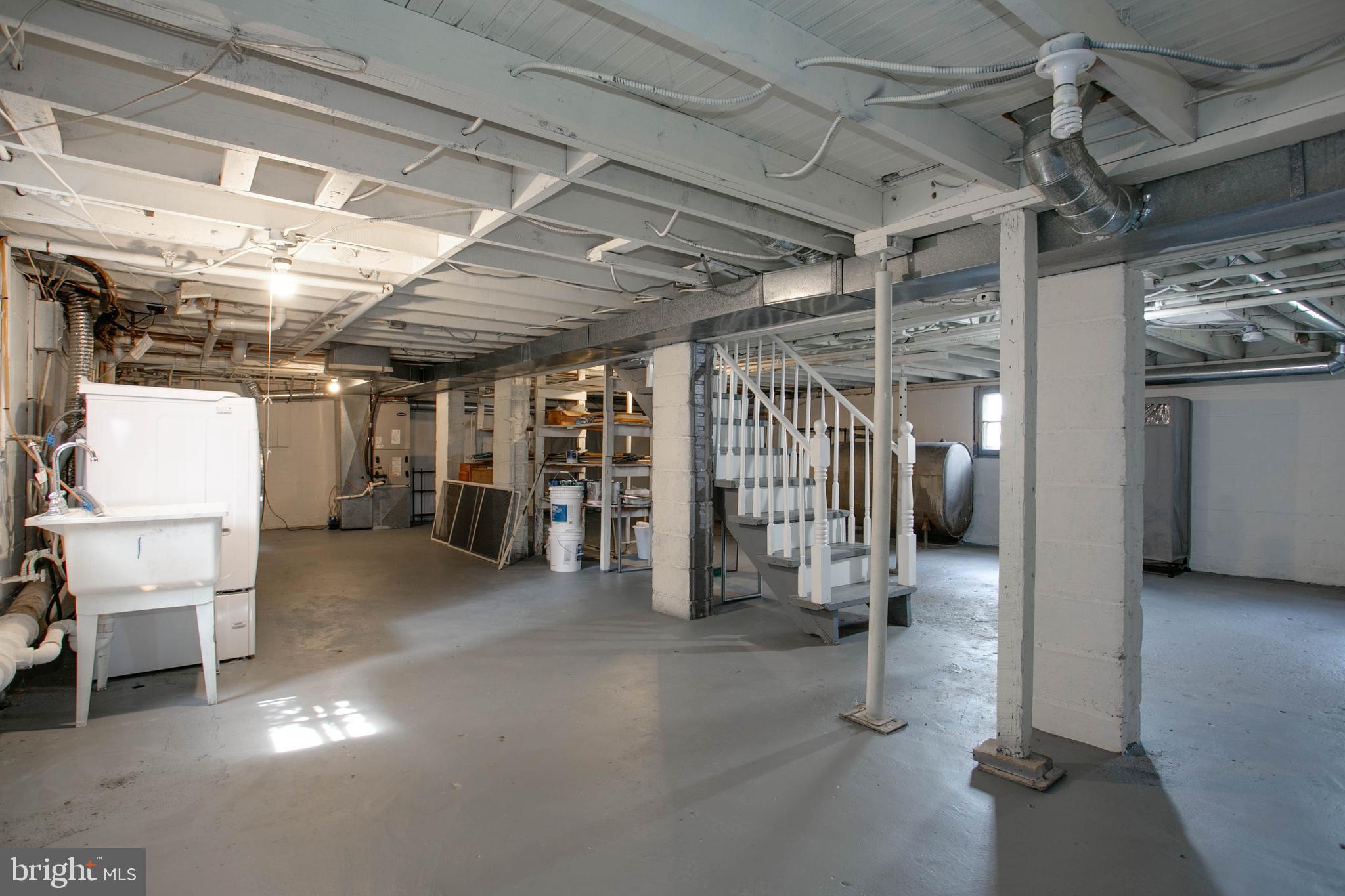 ASHTON HEIGHTS - Residential