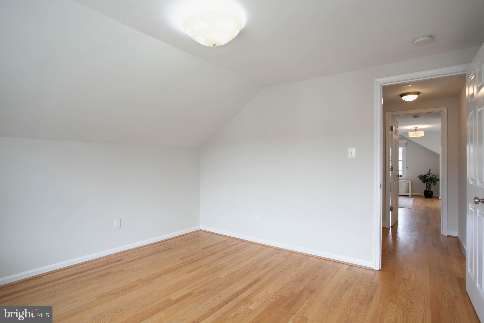 ASHTON HEIGHTS - Residential