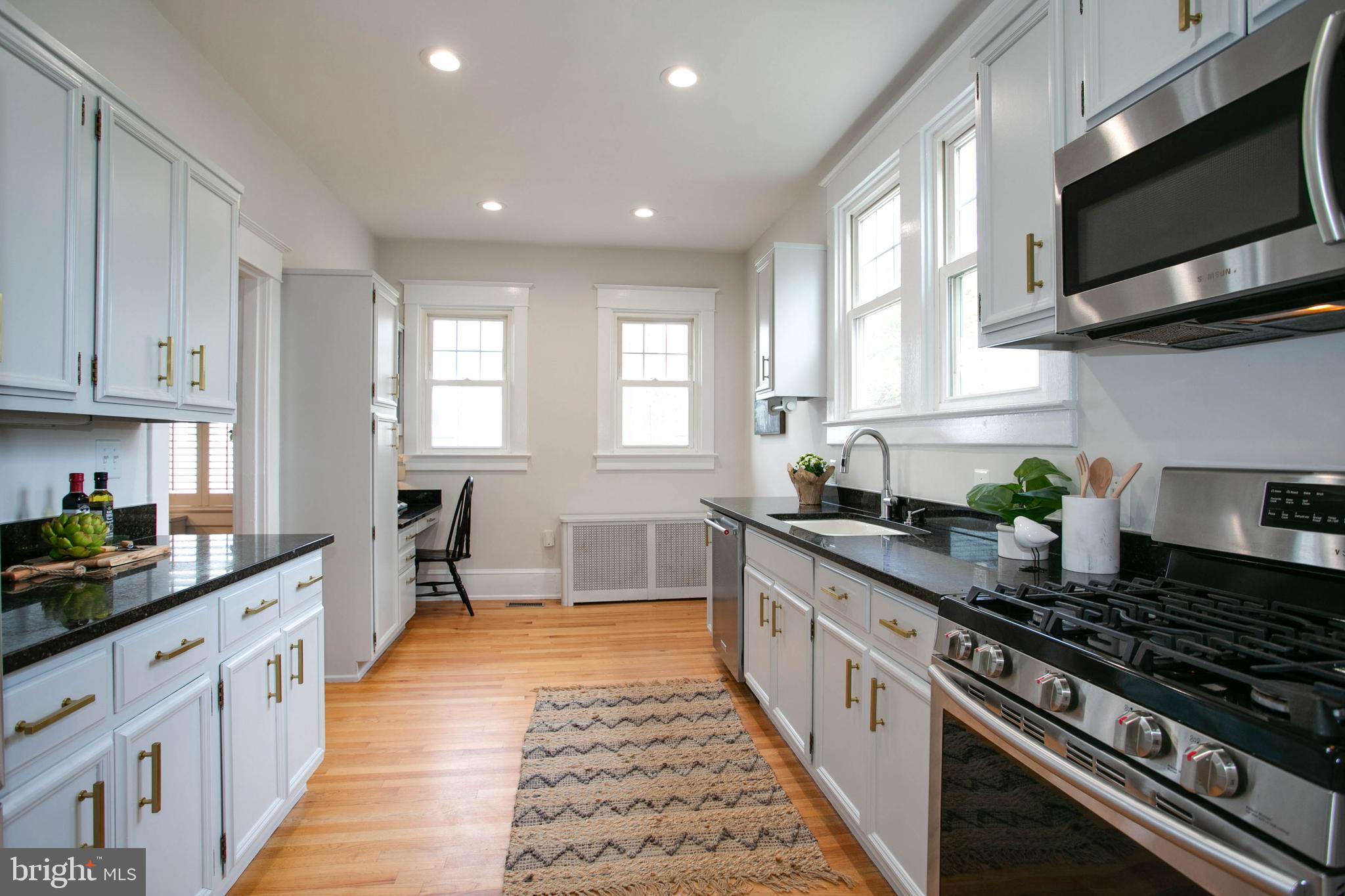 ASHTON HEIGHTS - Residential