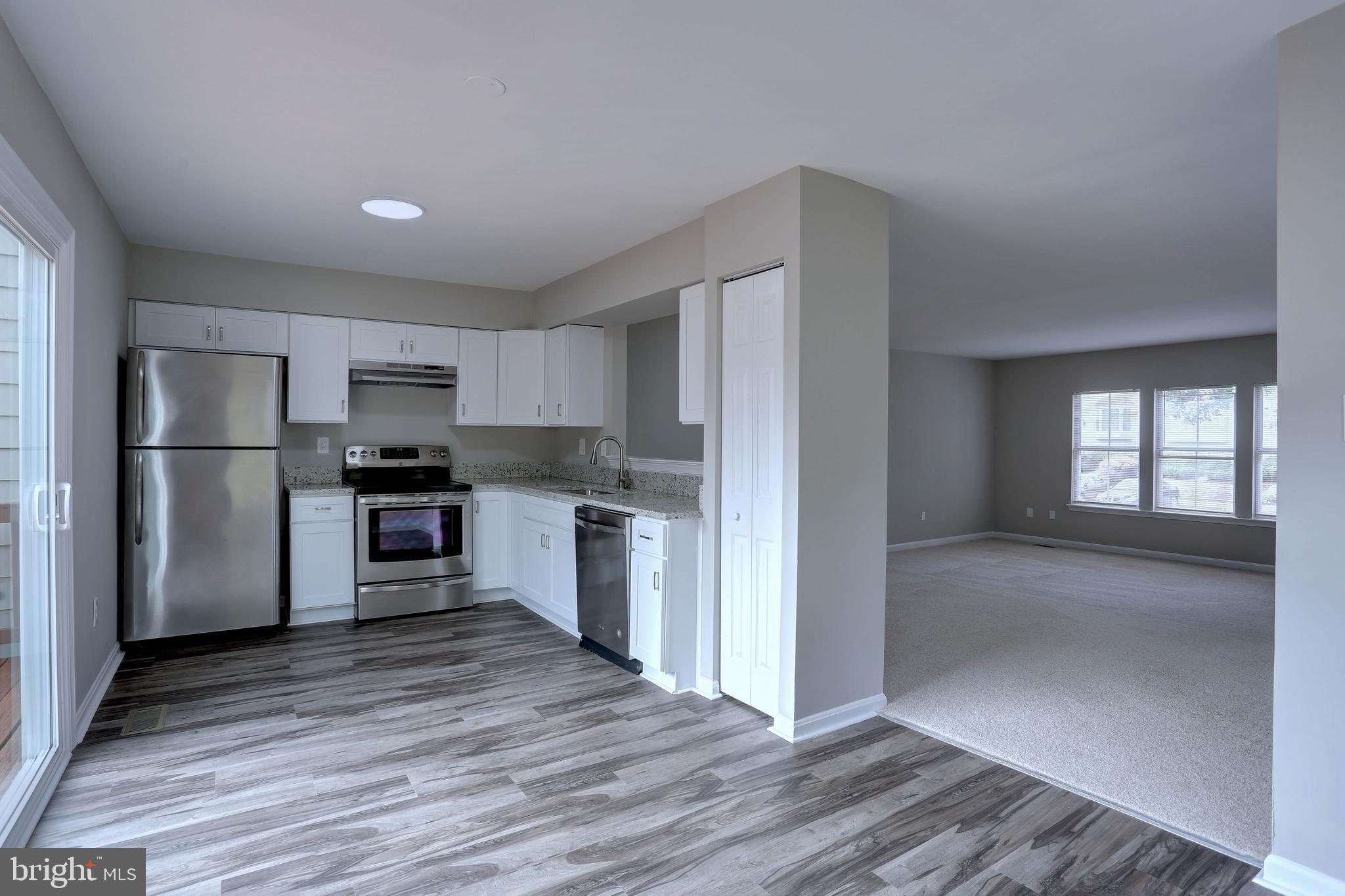 NEWPORT TOWNE - Residential