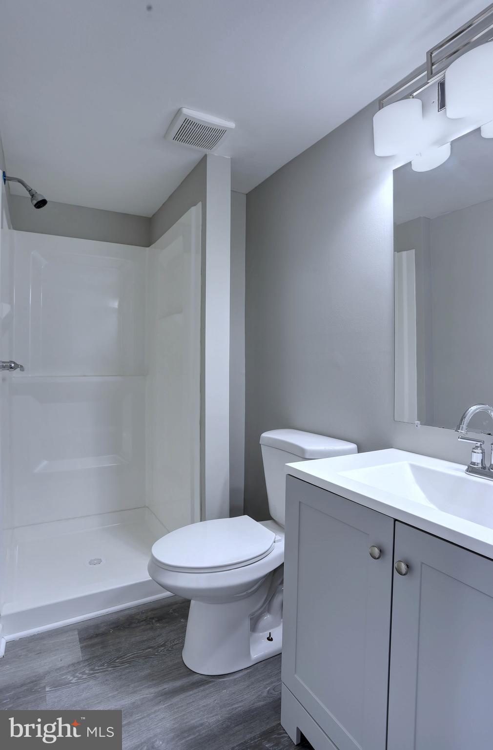 NEWPORT TOWNE - Residential