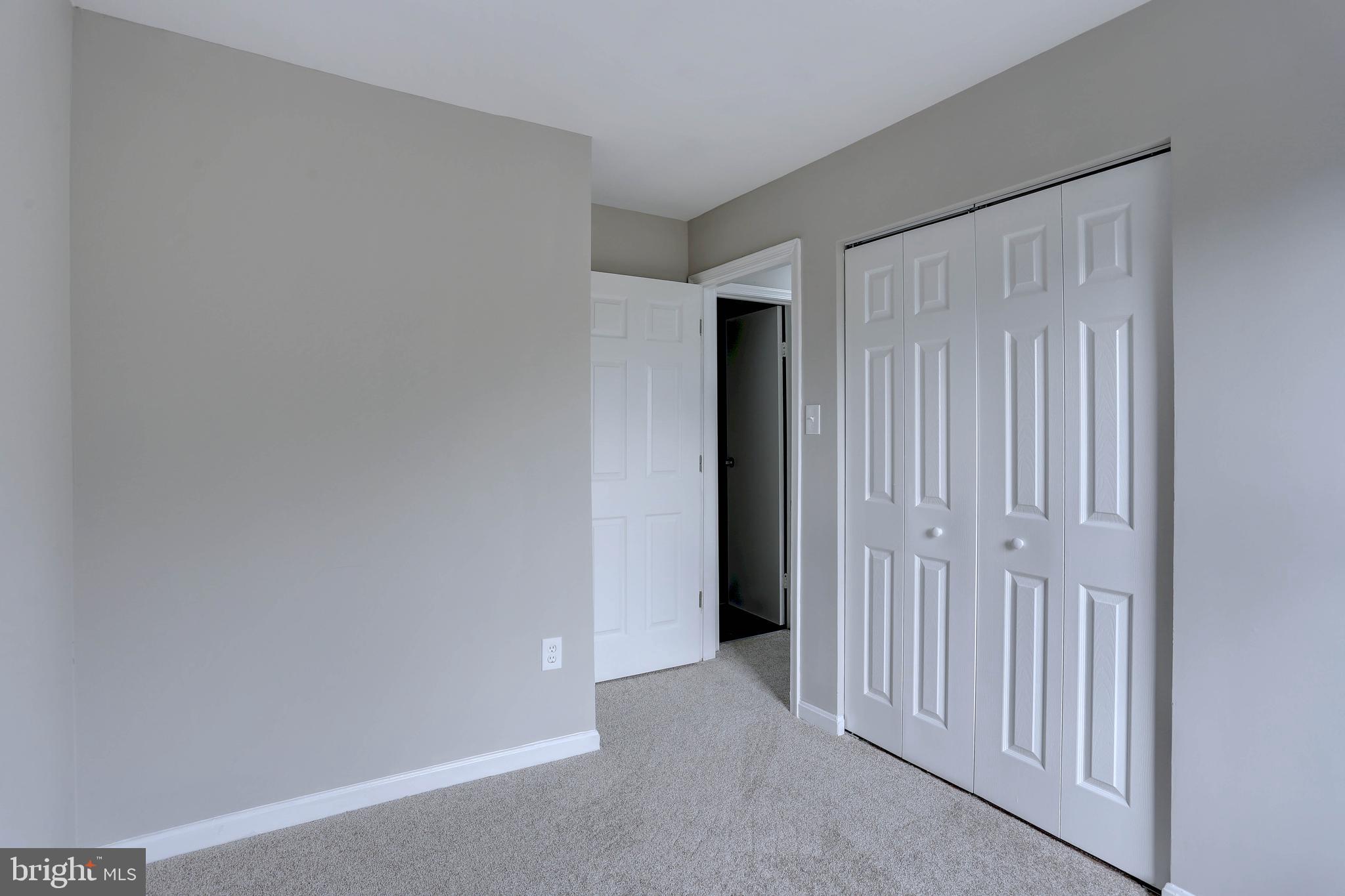 NEWPORT TOWNE - Residential