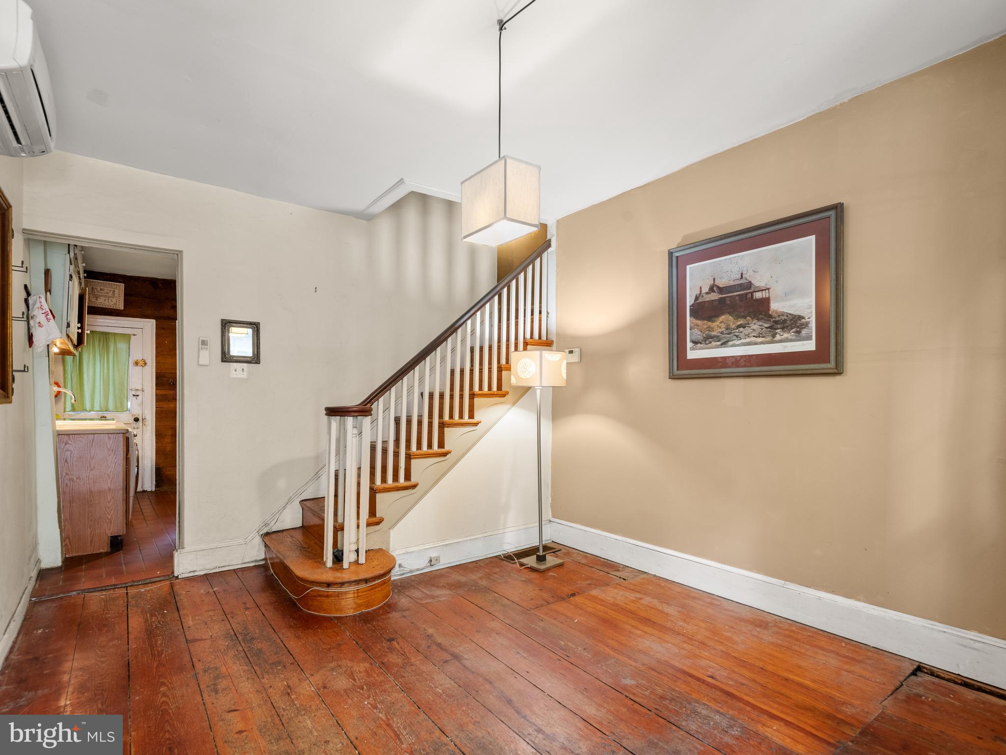 304-306 N LAWRENCE STREET