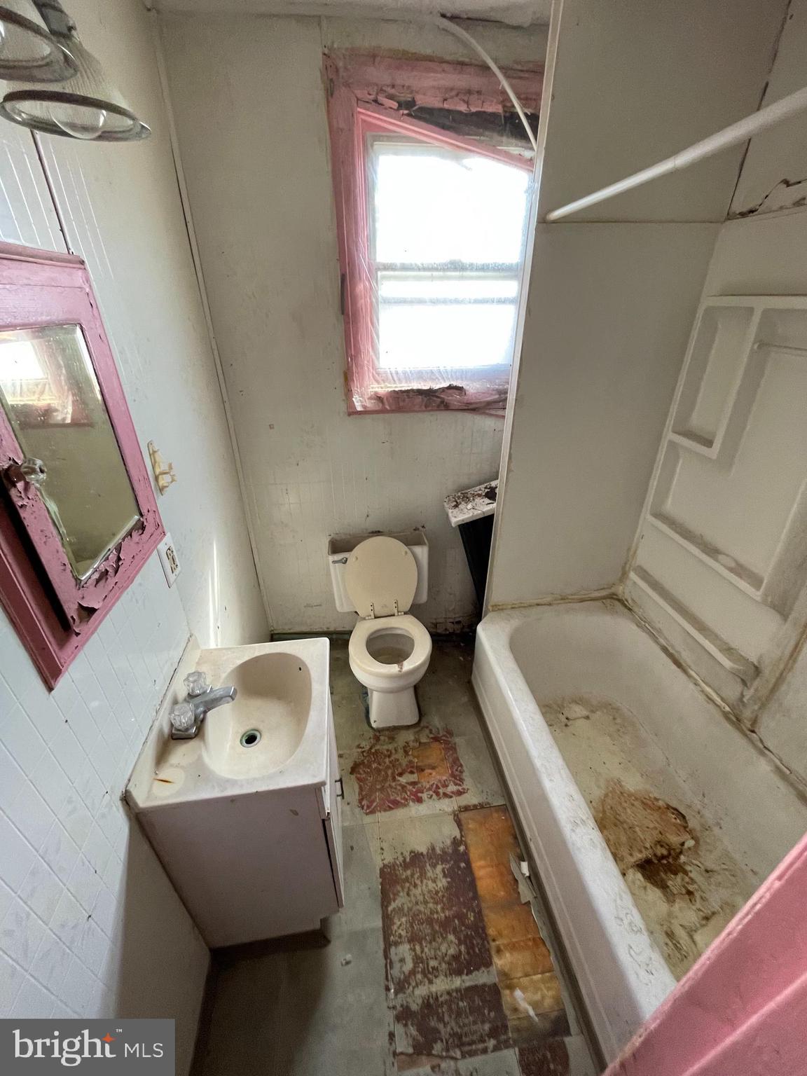 GERMANTOWN - Residential