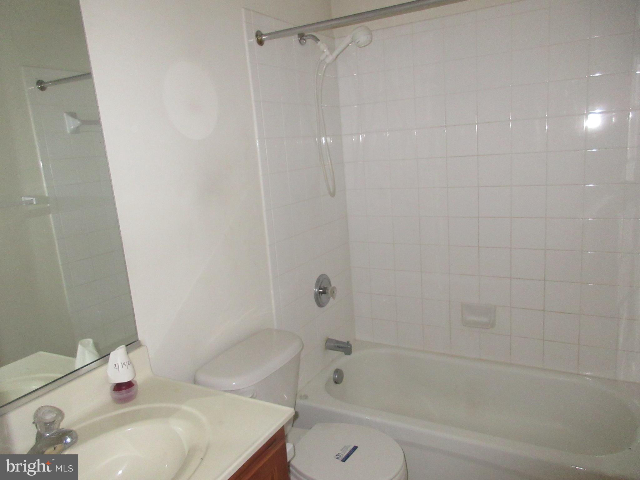 LOGANS RESERVE - Residential