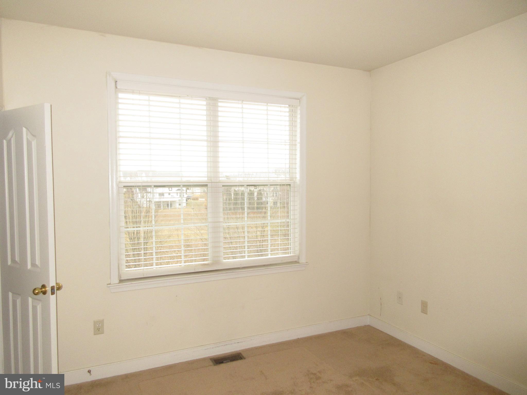 LOGANS RESERVE - Residential