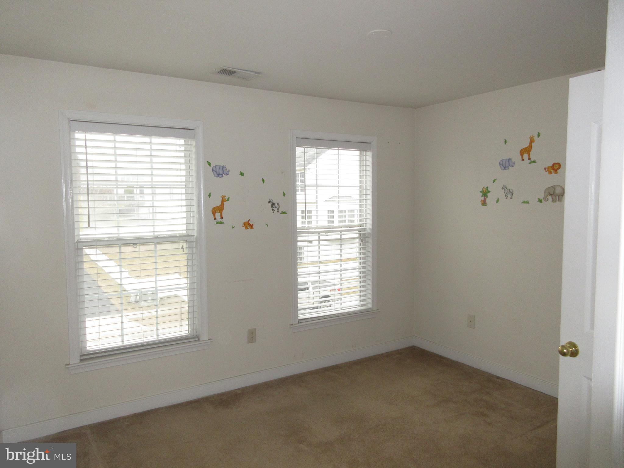 LOGANS RESERVE - Residential