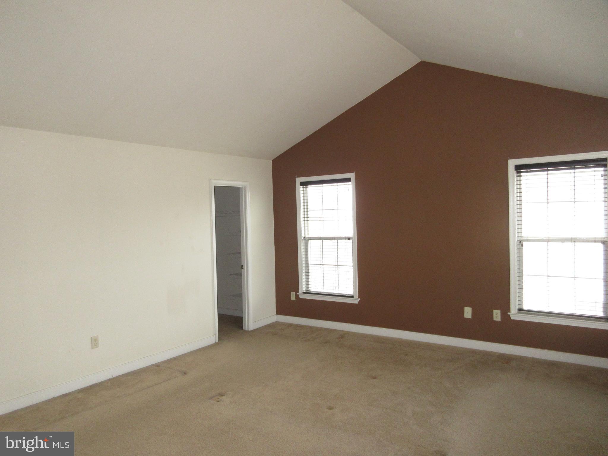 LOGANS RESERVE - Residential