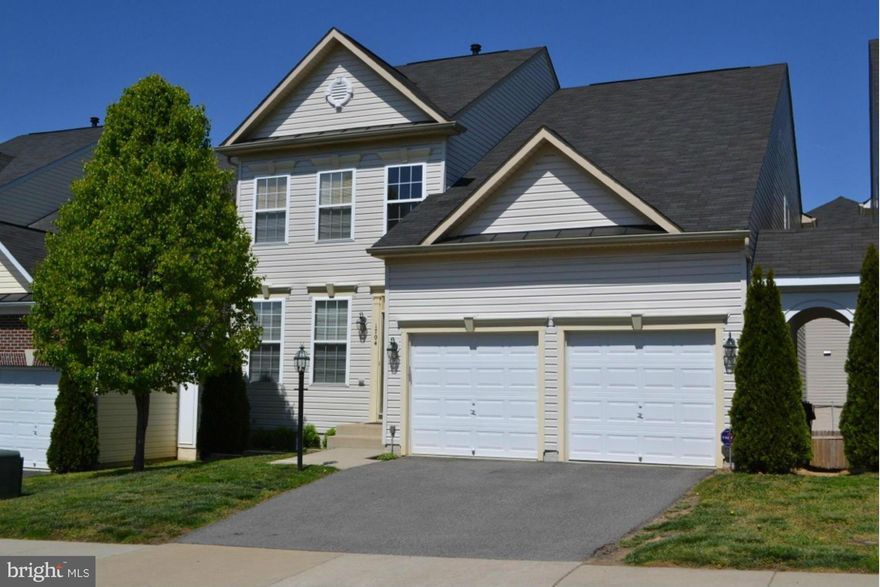 Beautifully updated & decorated, spacious home in convenient location. Hardwood floors, newer carpet, open floor plan, SS appliances, chair rail, main level laundry, office and large family room with gas FP. Private, fenced backyard w/custom deck. Home conveniently located with close access to Rt.1, I-95 and w/in 1 mile of the VRE. Front yard maintenance included in HOA.