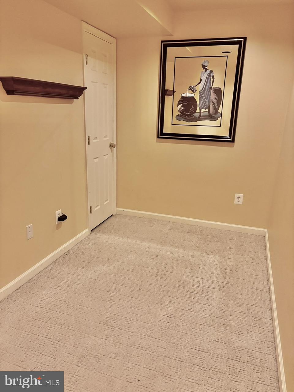 OAK TREE - Residential