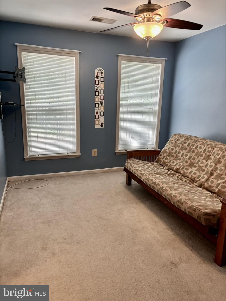 OAK TREE - Residential