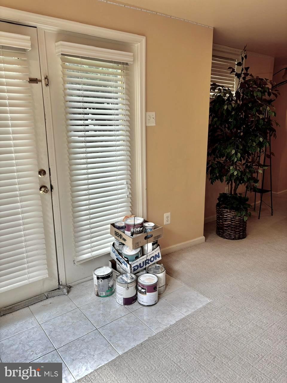 OAK TREE - Residential