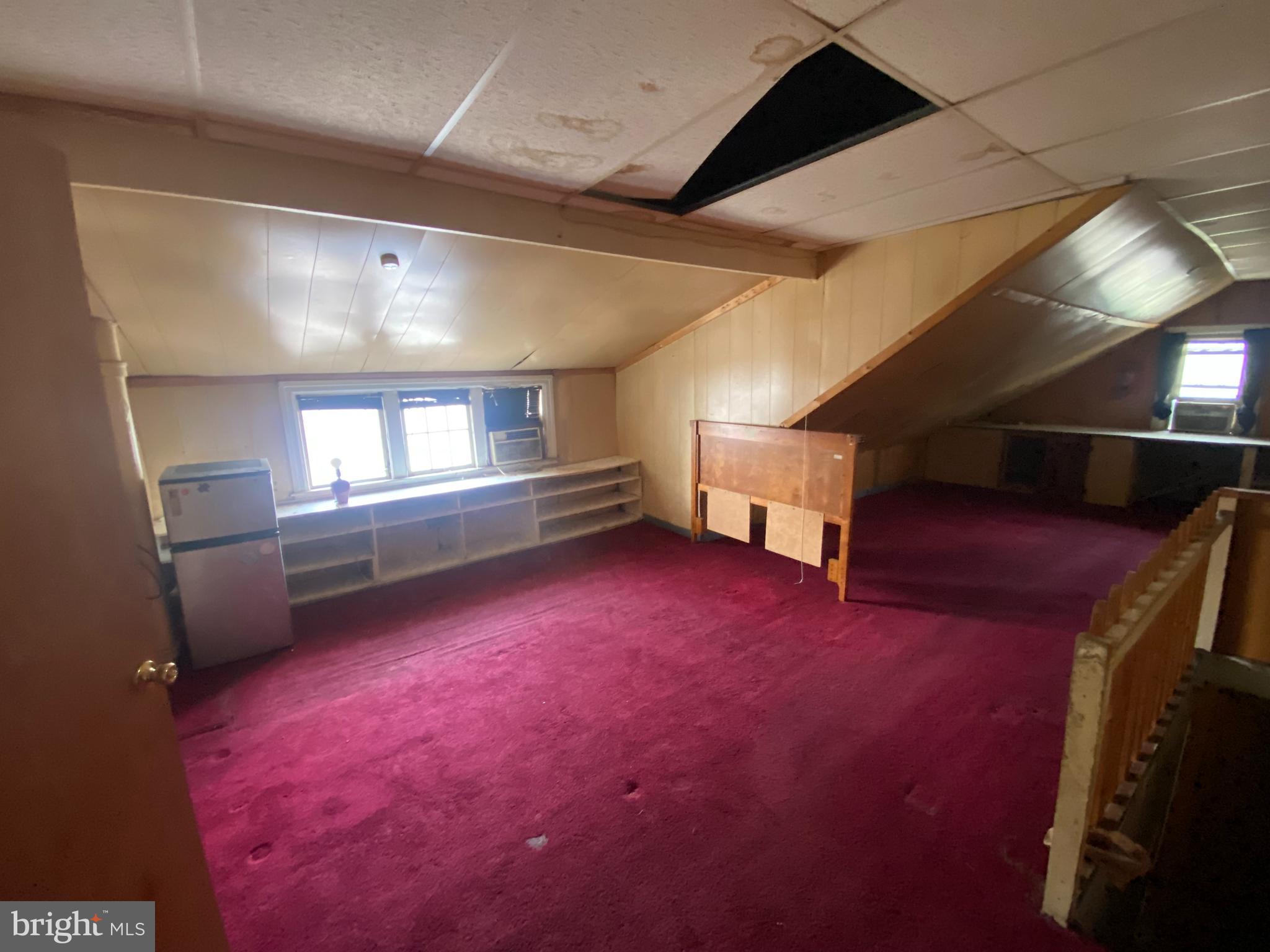 YEADON - Residential