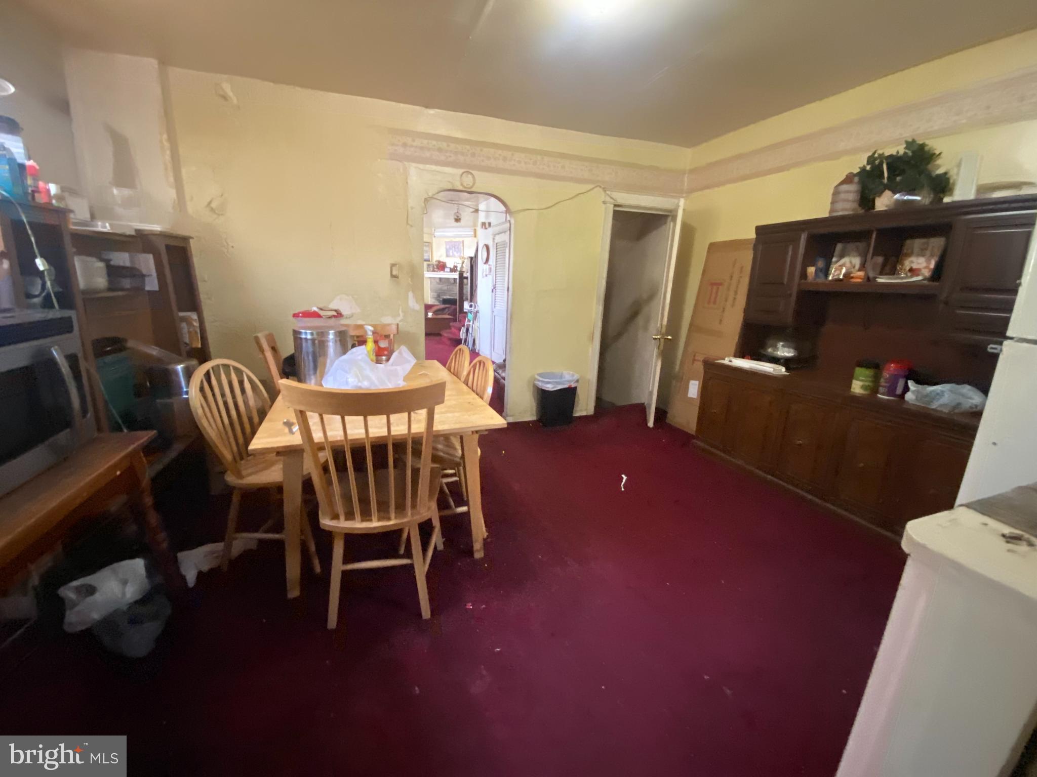 417 HOLLY ROAD