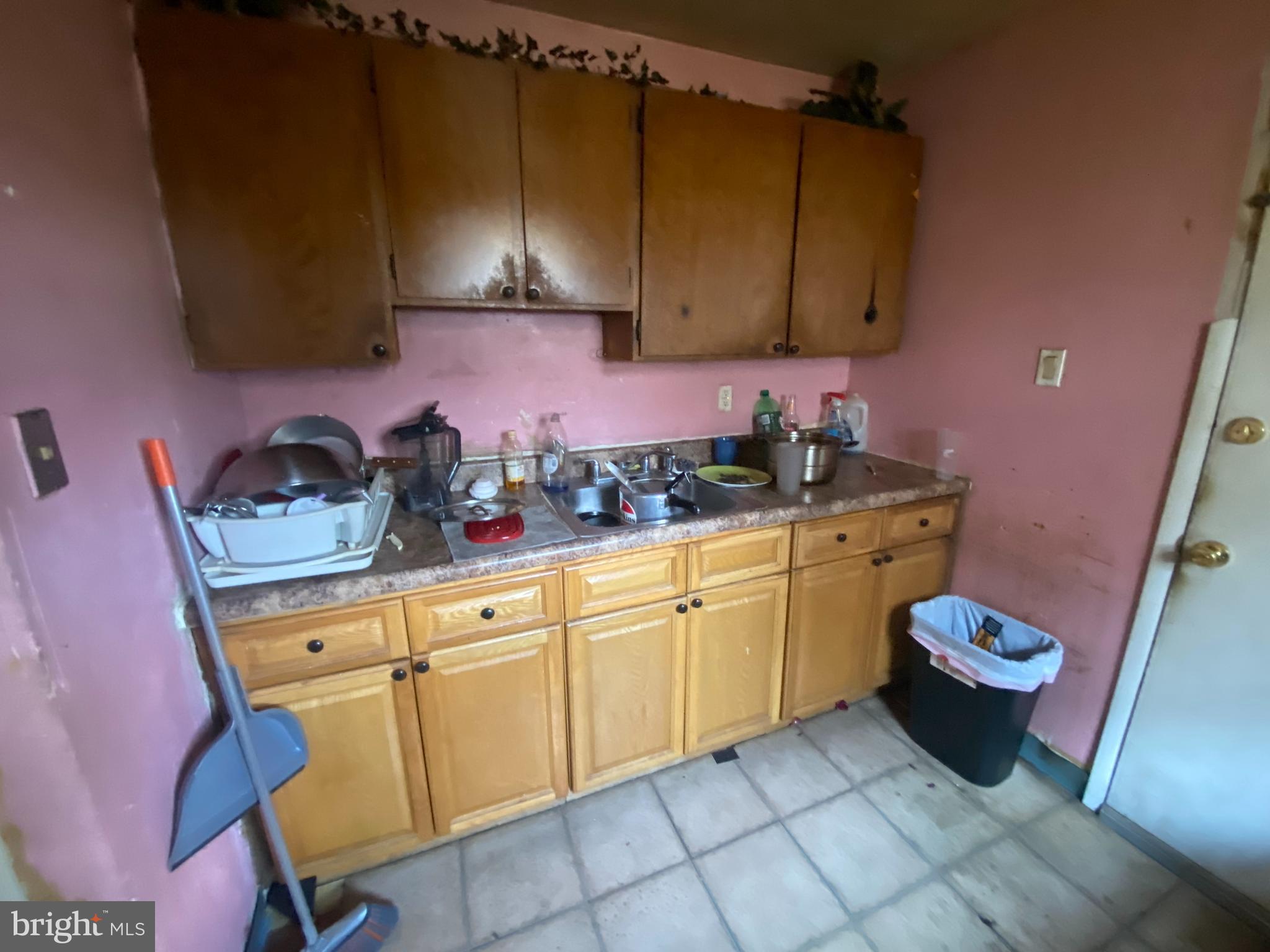 YEADON - Residential