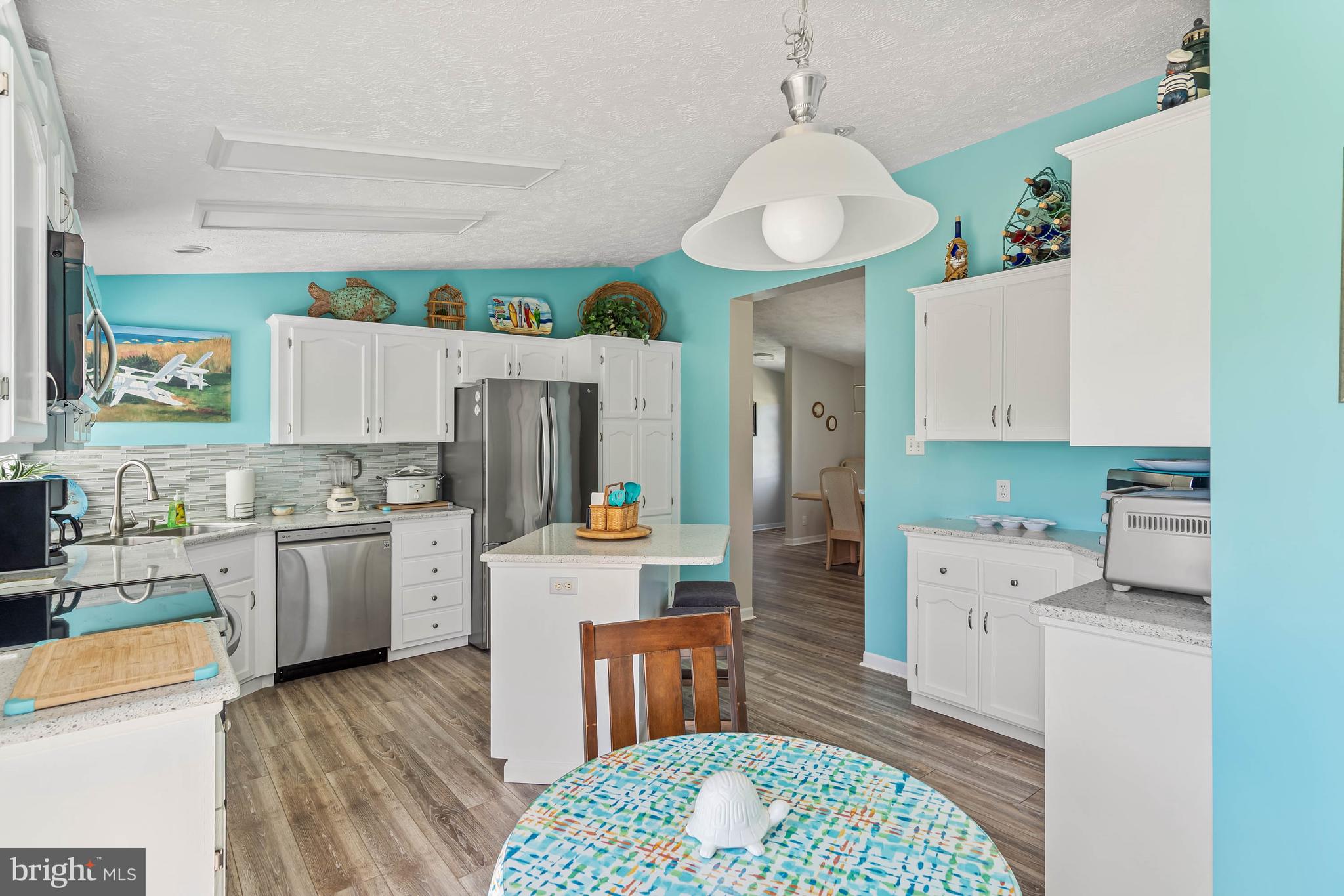 DOVE KNOLL - Residential