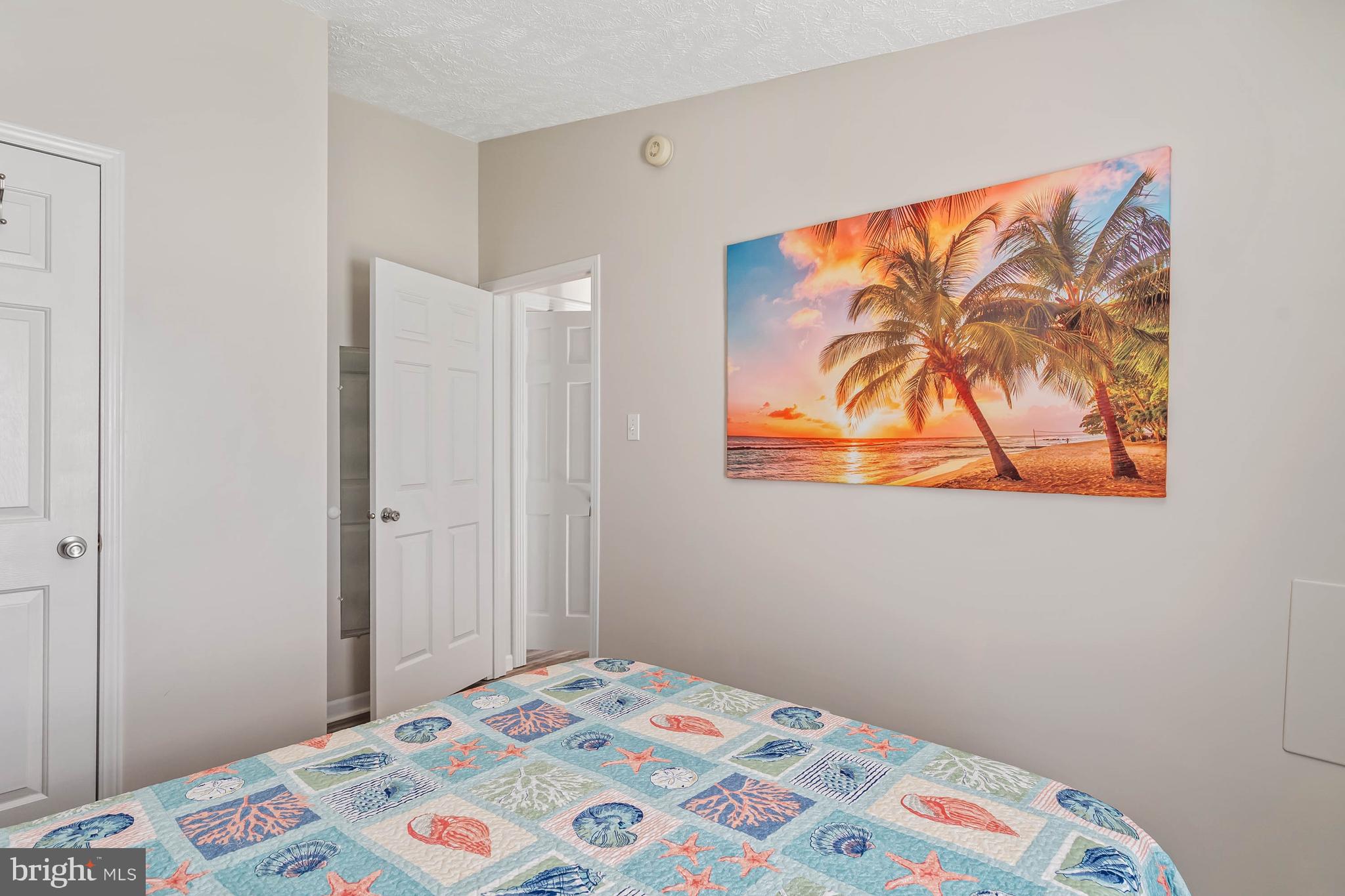 DOVE KNOLL - Residential