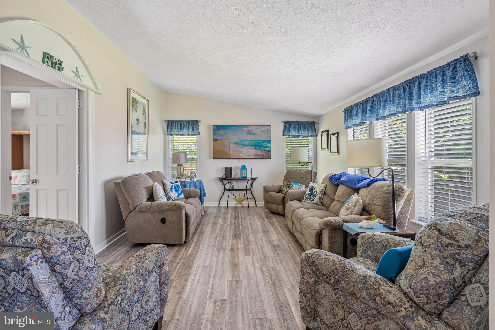 30 TURTLE DOVE DRIVE