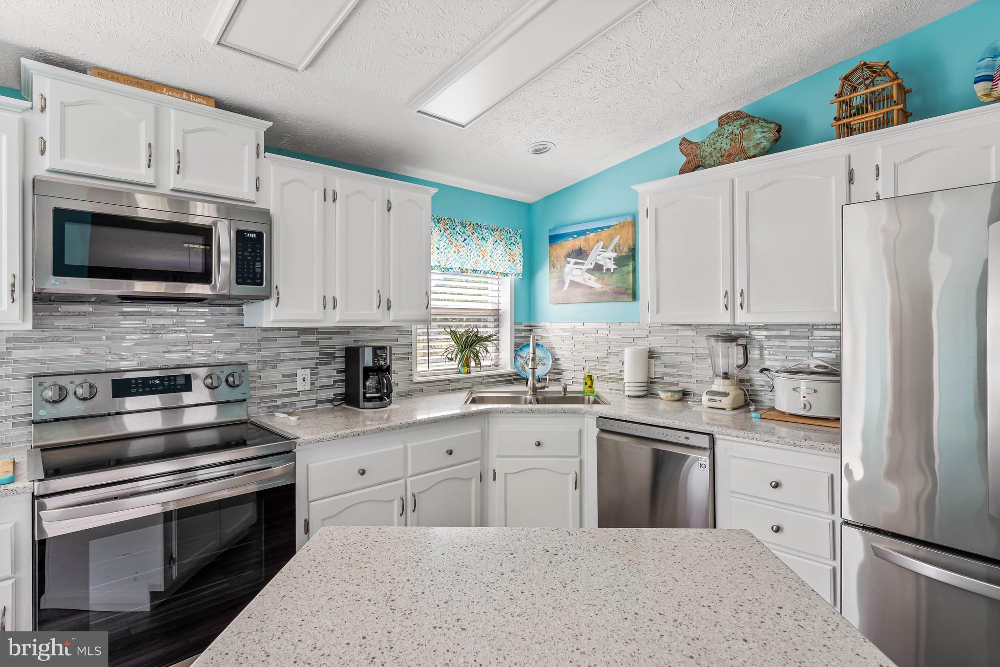 DOVE KNOLL - Residential