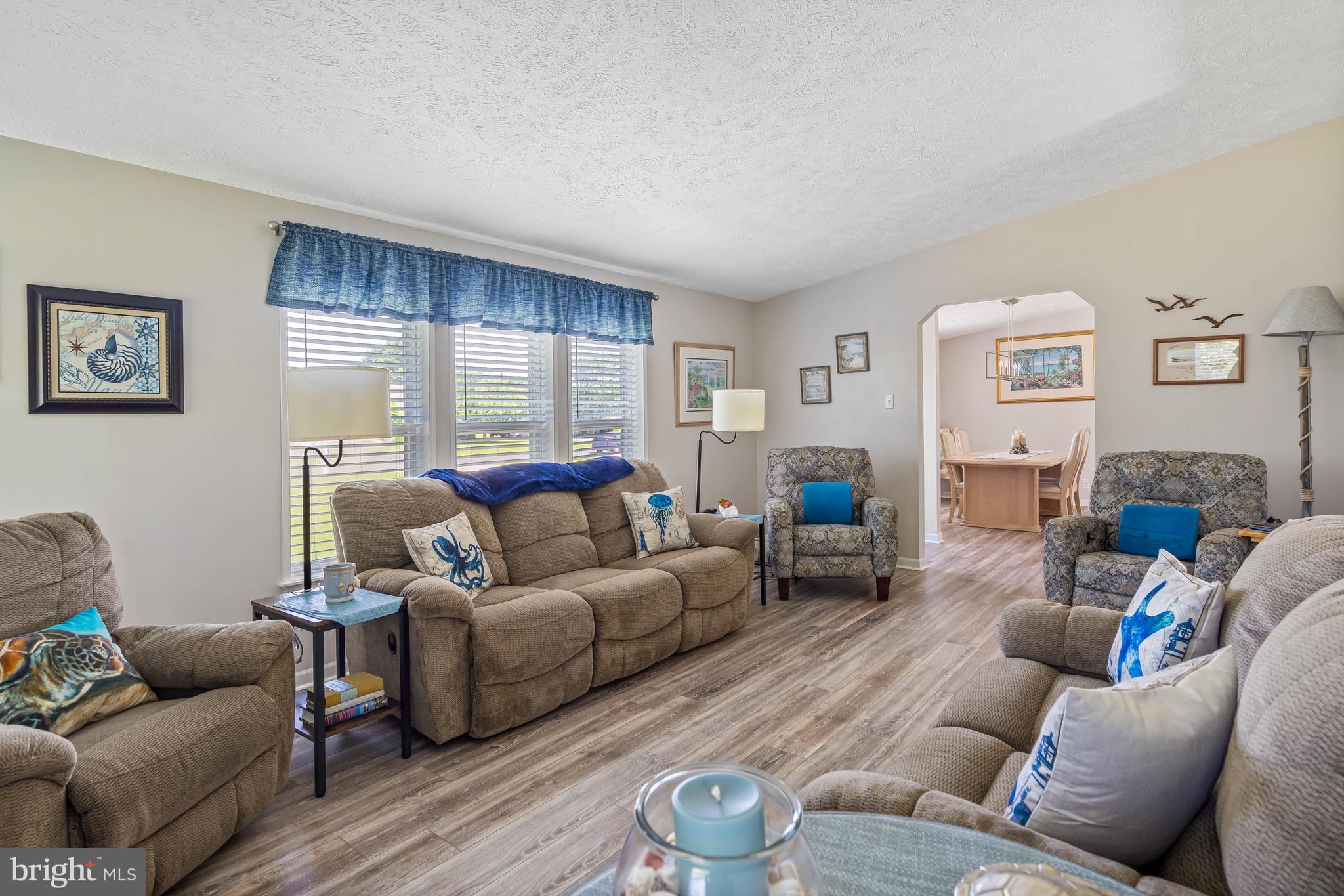 30 TURTLE DOVE DRIVE