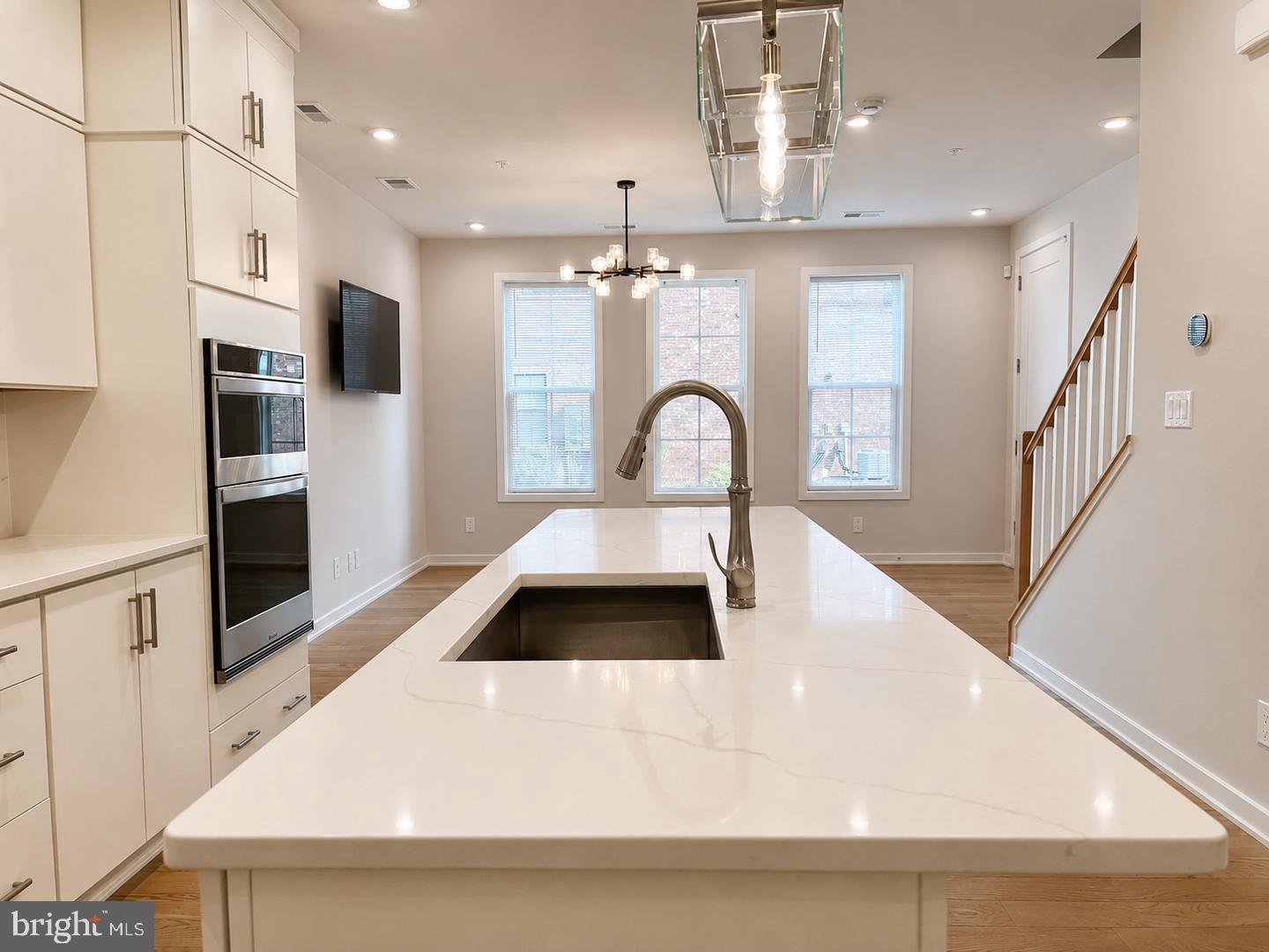 7556 SAWYER FARM WAY 1403