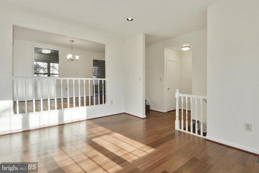 LAKEPOINTE - Residential Lease