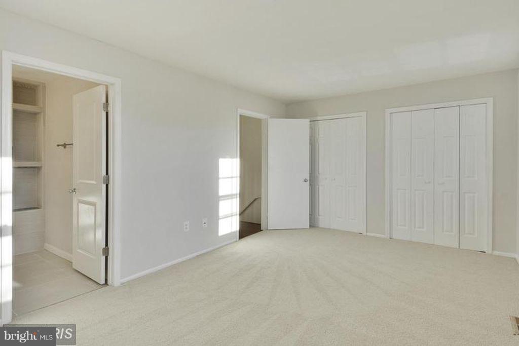 LAKEPOINTE - Residential Lease