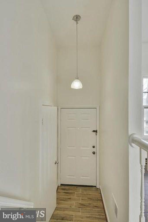 LAKEPOINTE - Residential Lease