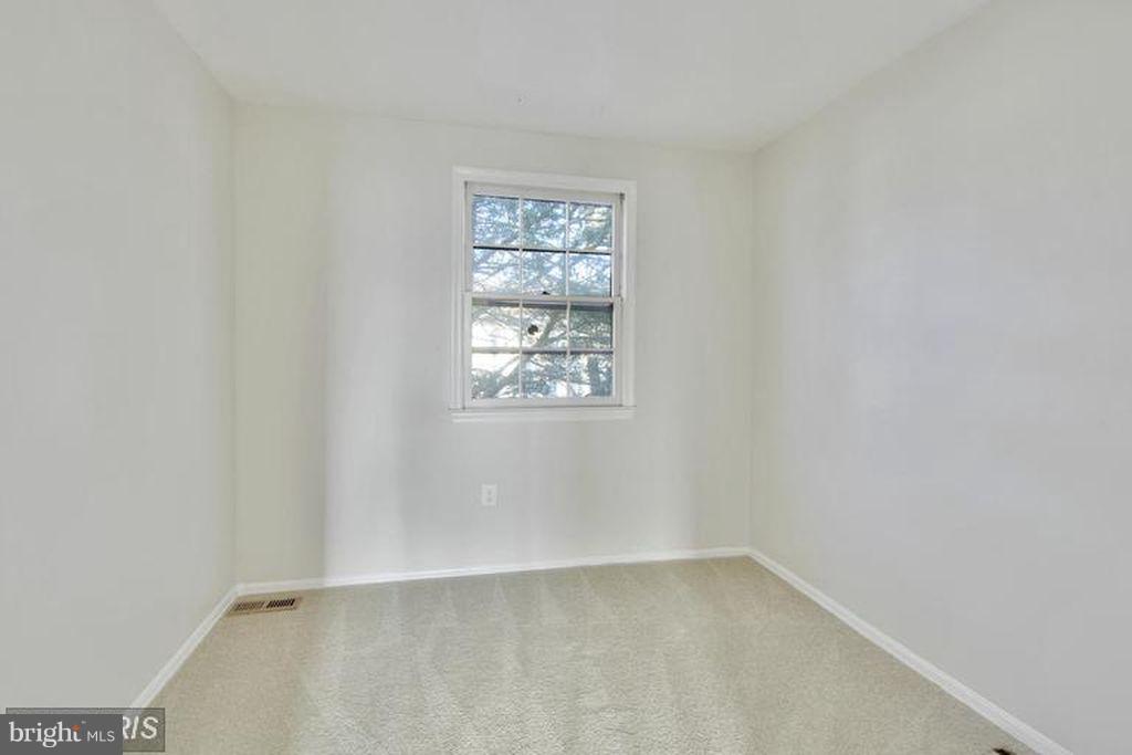 LAKEPOINTE - Residential Lease