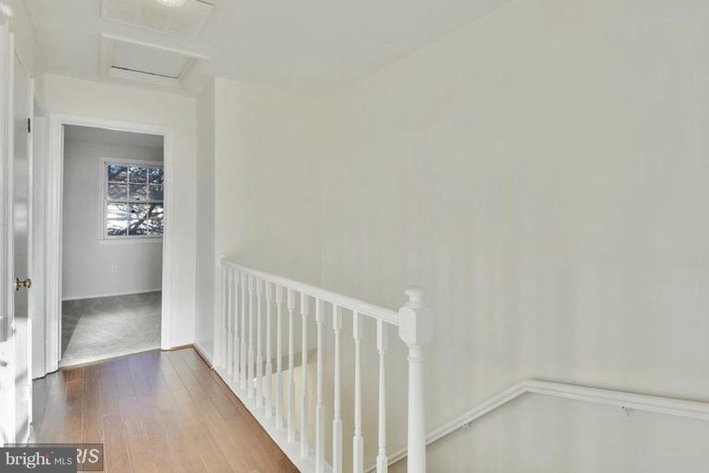 LAKEPOINTE - Residential Lease