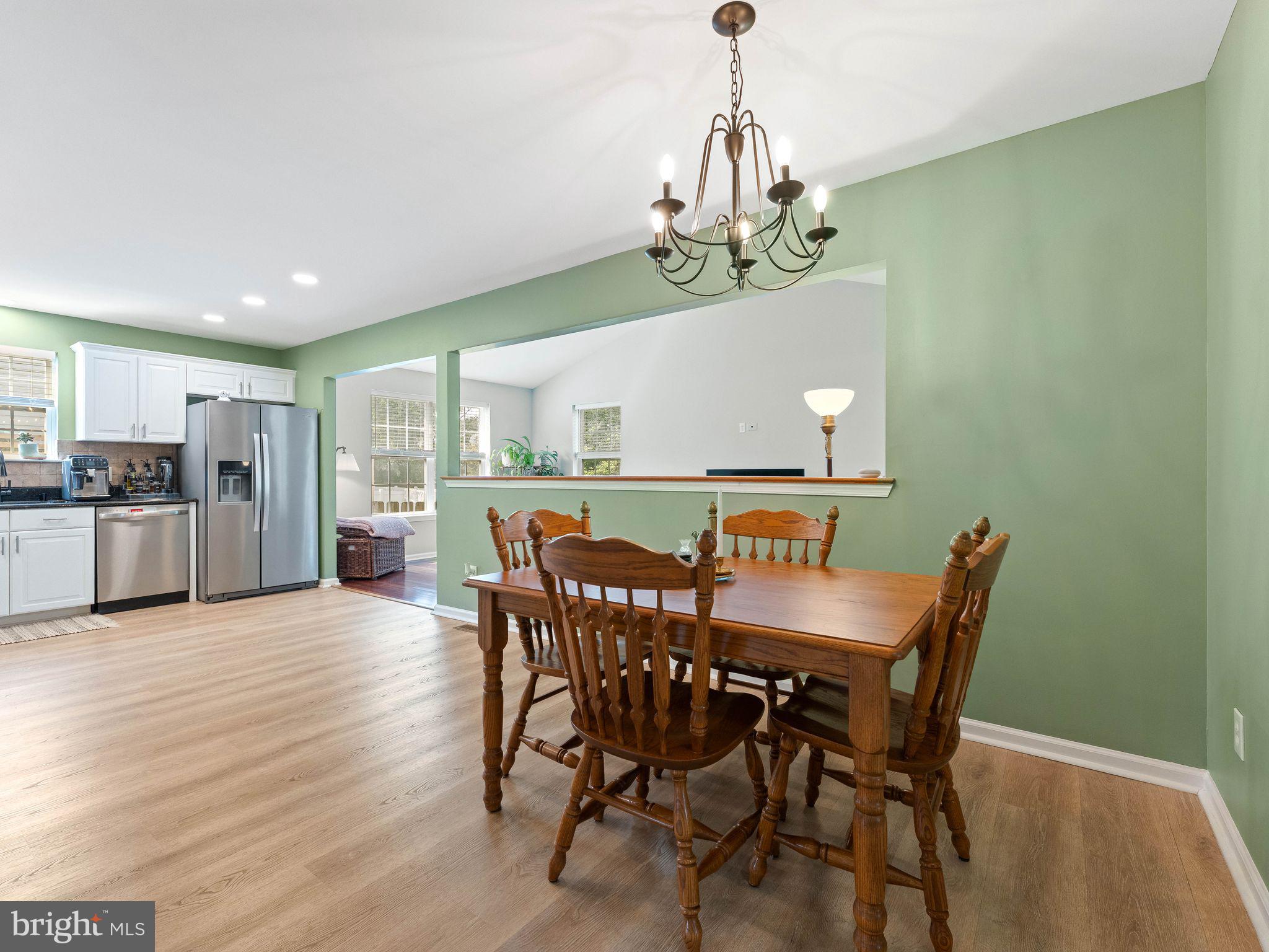 443 HEMLOCK TERRACE