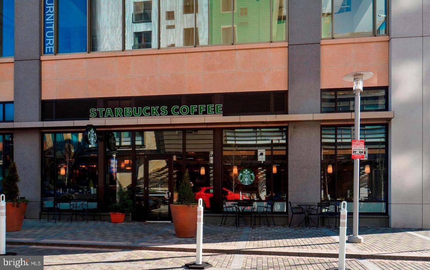 GABLES OF TUCKERMAN - Residential Lease