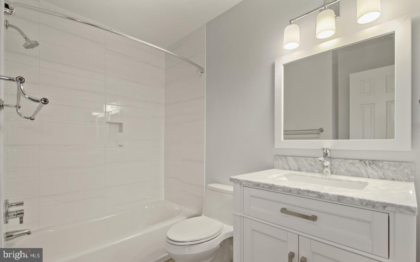 GABLES OF TUCKERMAN - Residential Lease