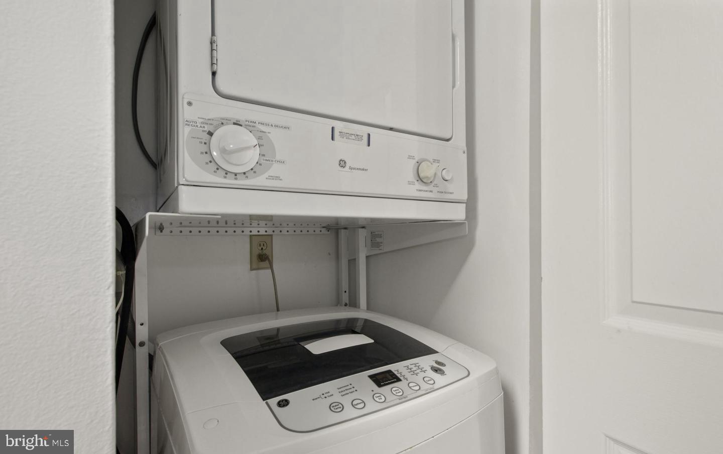 GABLES OF TUCKERMAN - Residential Lease