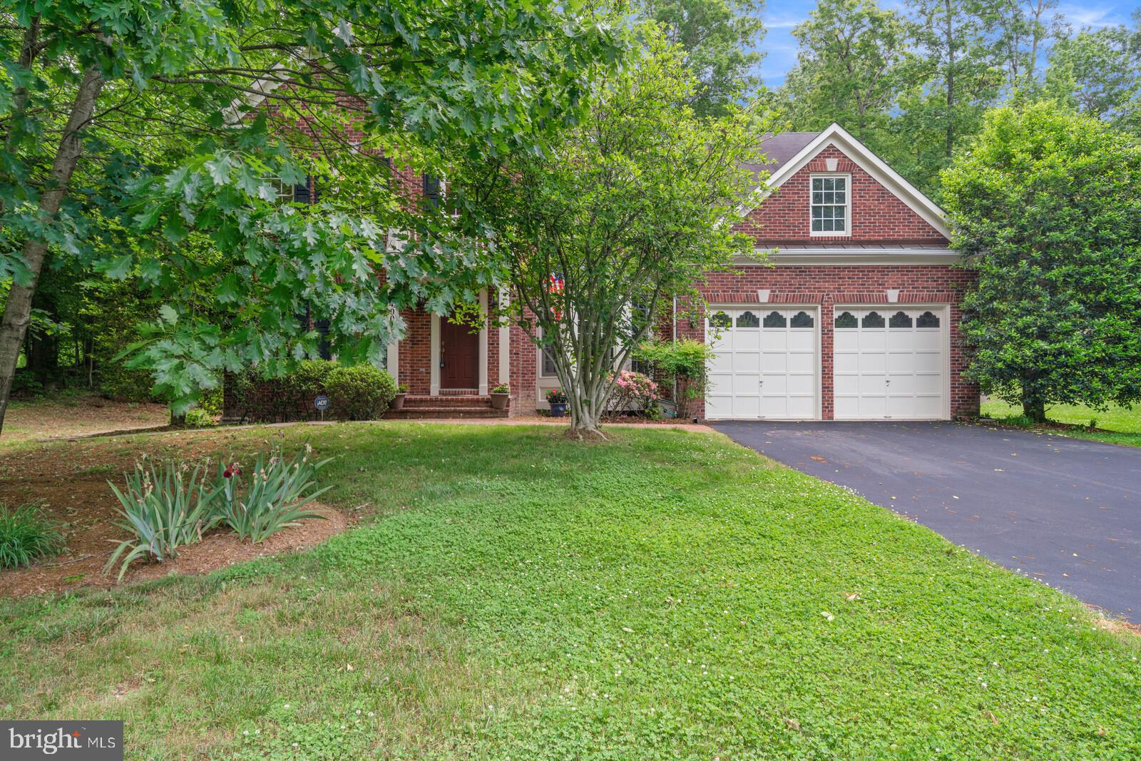 HOLLY FOREST ESTATES - Residential