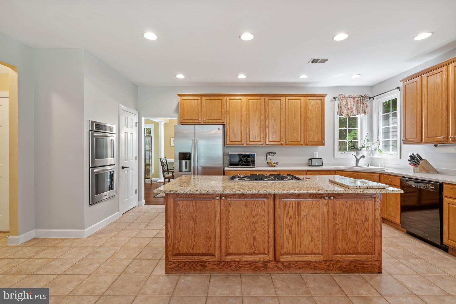 HOLLY FOREST ESTATES - Residential