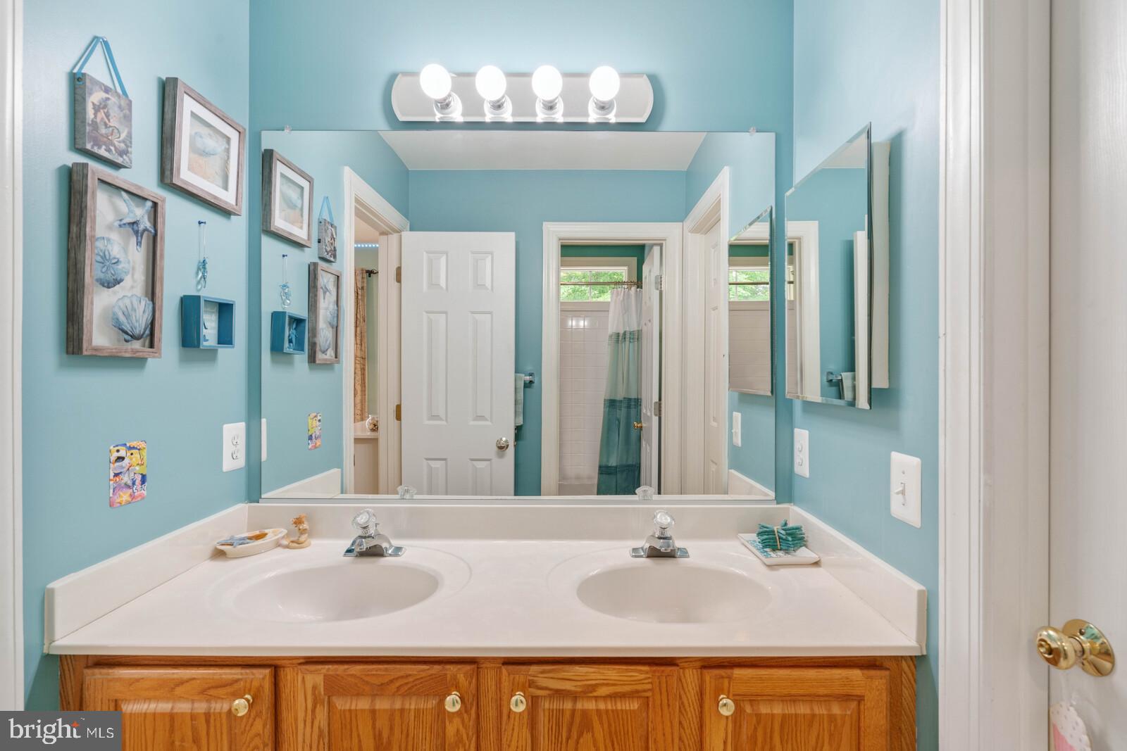 HOLLY FOREST ESTATES - Residential
