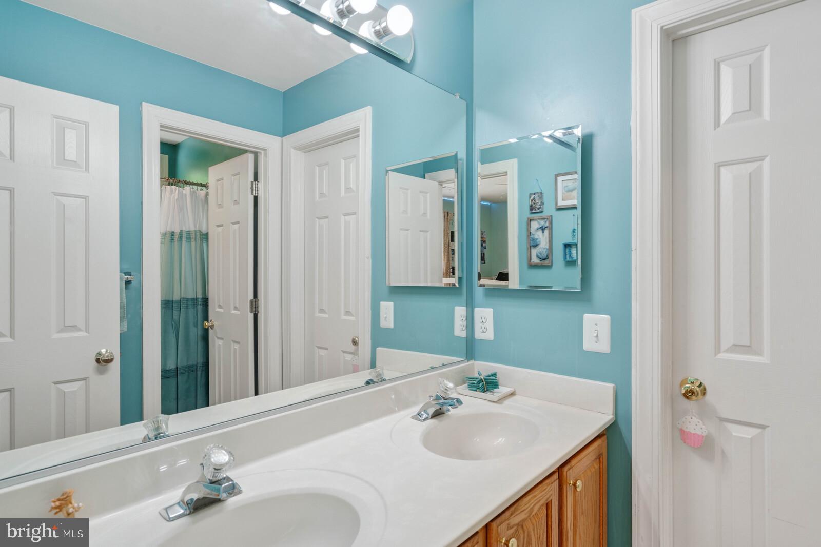HOLLY FOREST ESTATES - Residential