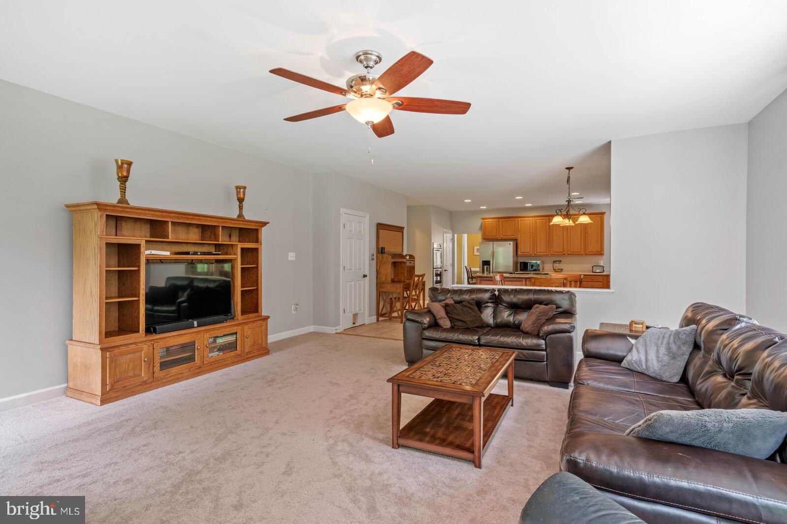 HOLLY FOREST ESTATES - Residential