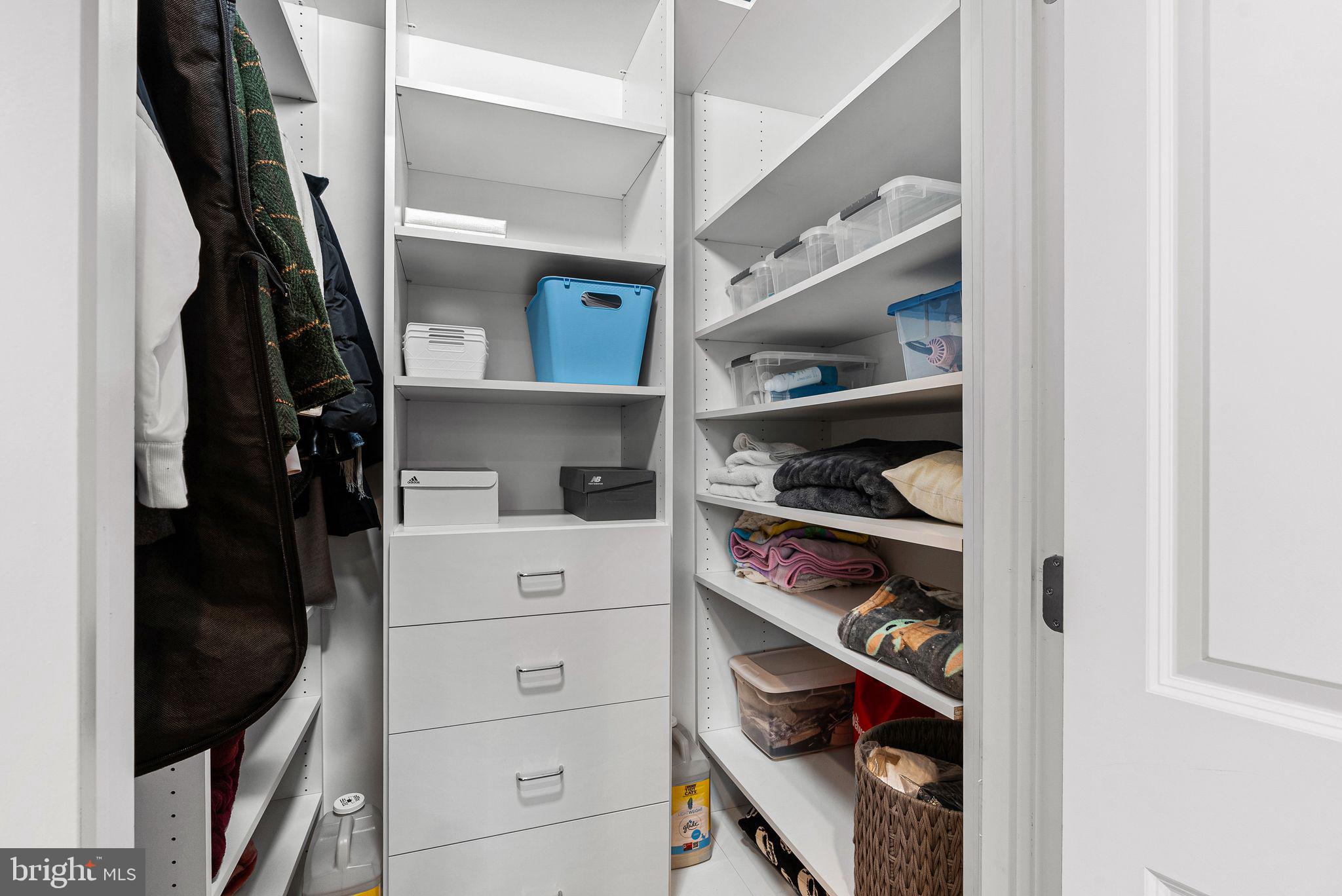 ART MUSEUM AREA - Residential