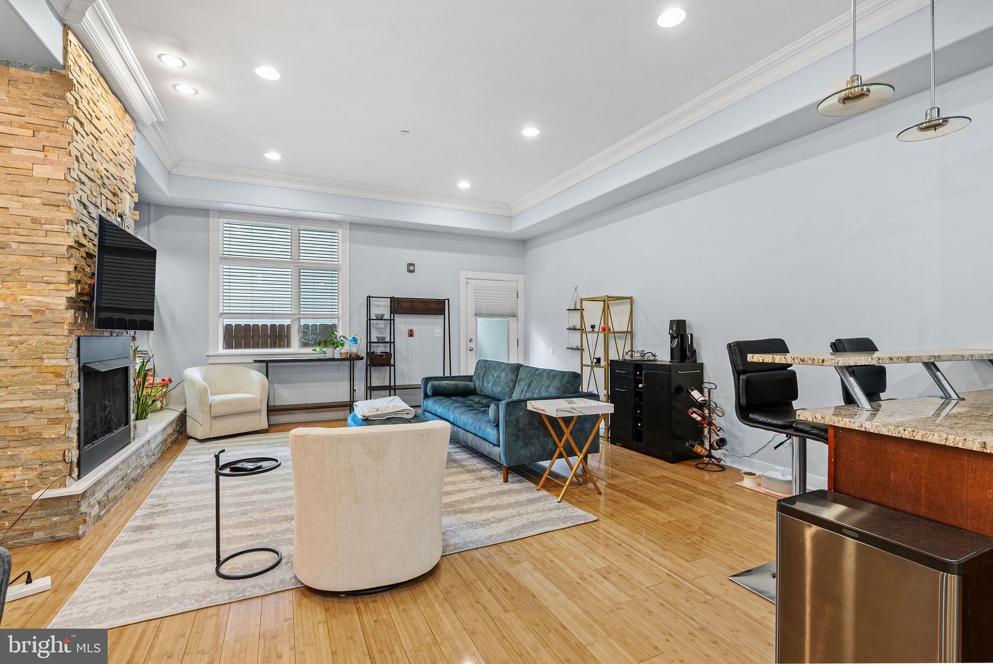 ART MUSEUM AREA - Residential