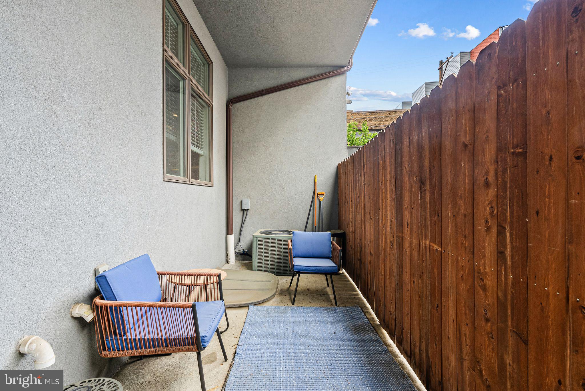 ART MUSEUM AREA - Residential