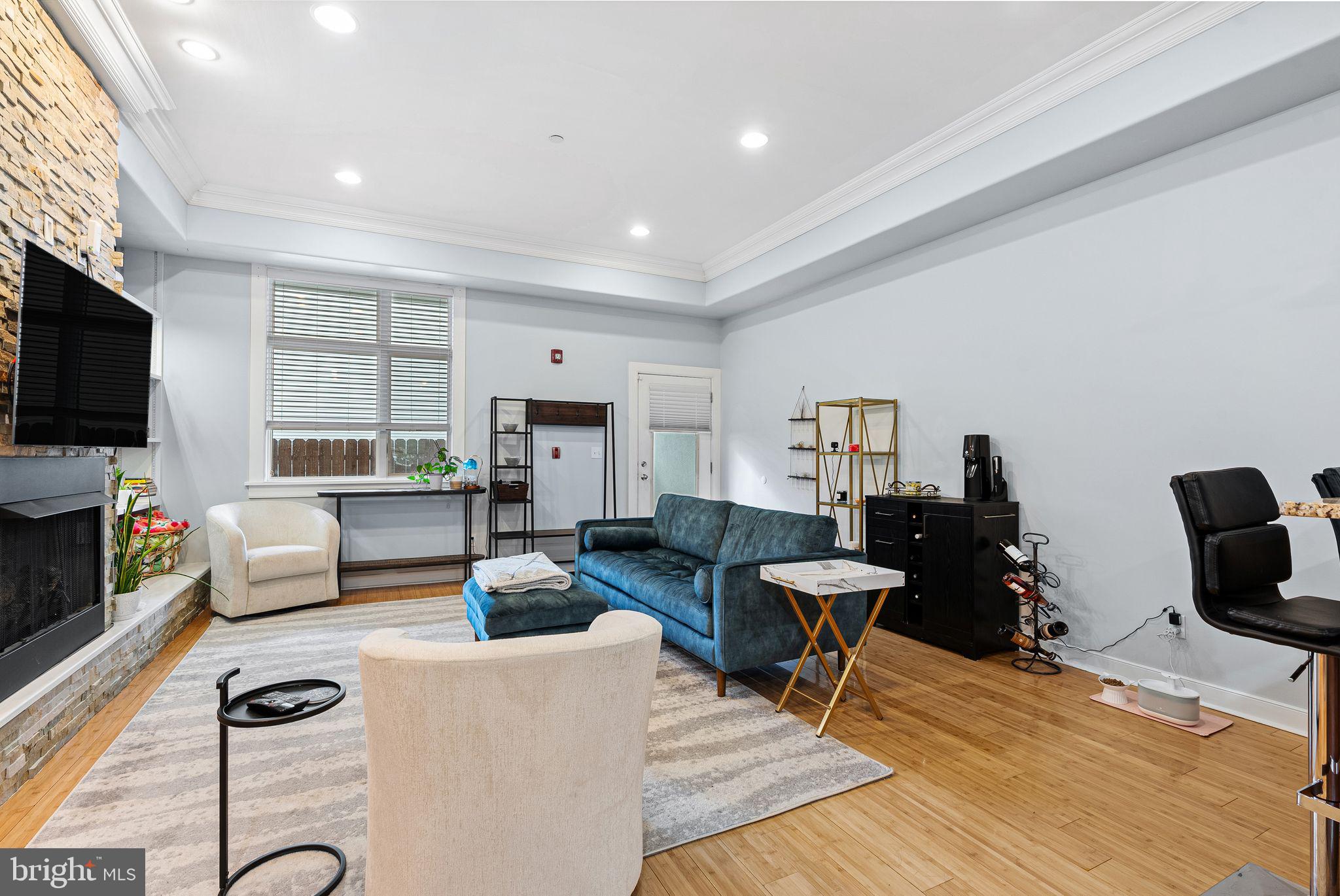 ART MUSEUM AREA - Residential