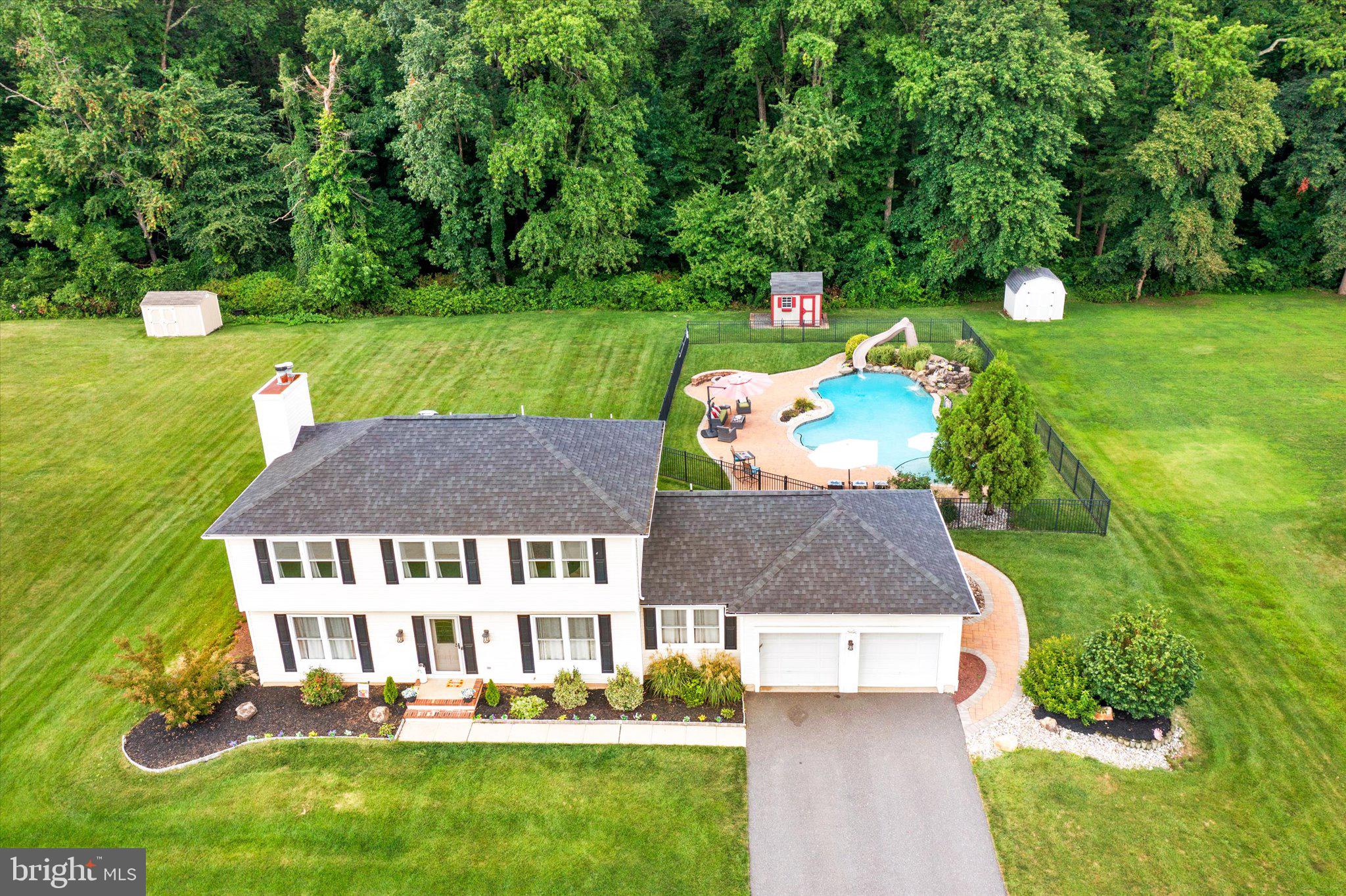 10 TIMBER WOLF DRIVE