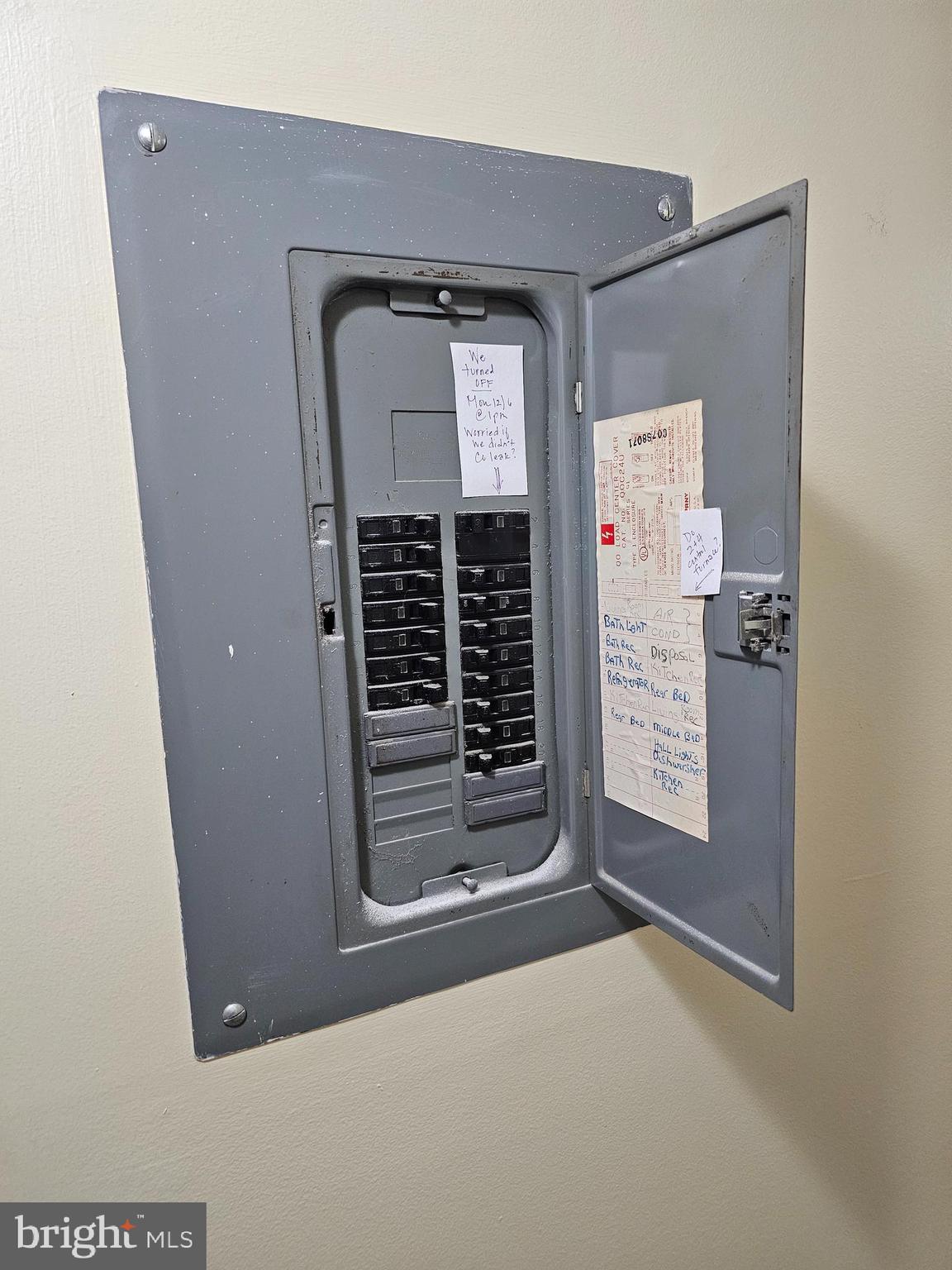 ROLAND PARK - Residential