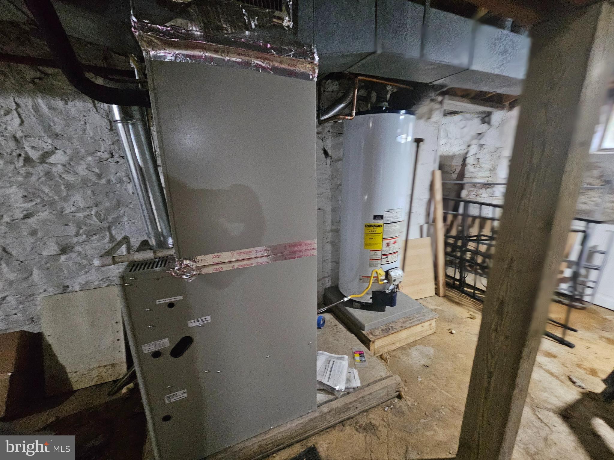 ROLAND PARK - Residential